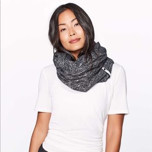 Lululemon Vinyasa Scarf